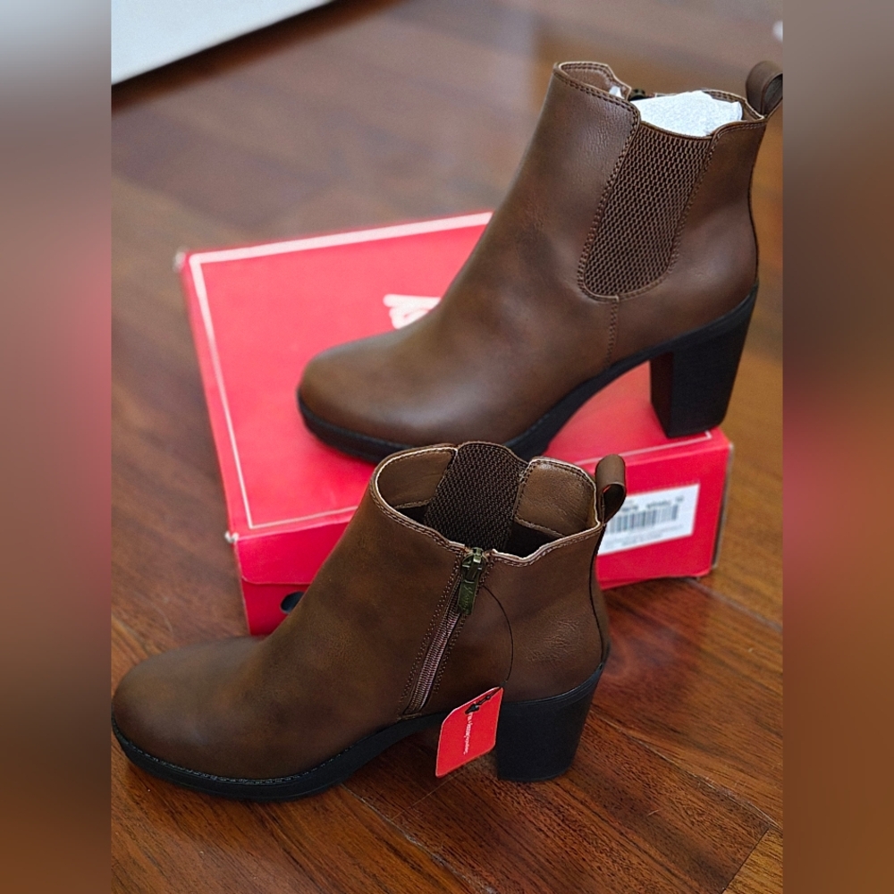 Brown ankle boots women size 10